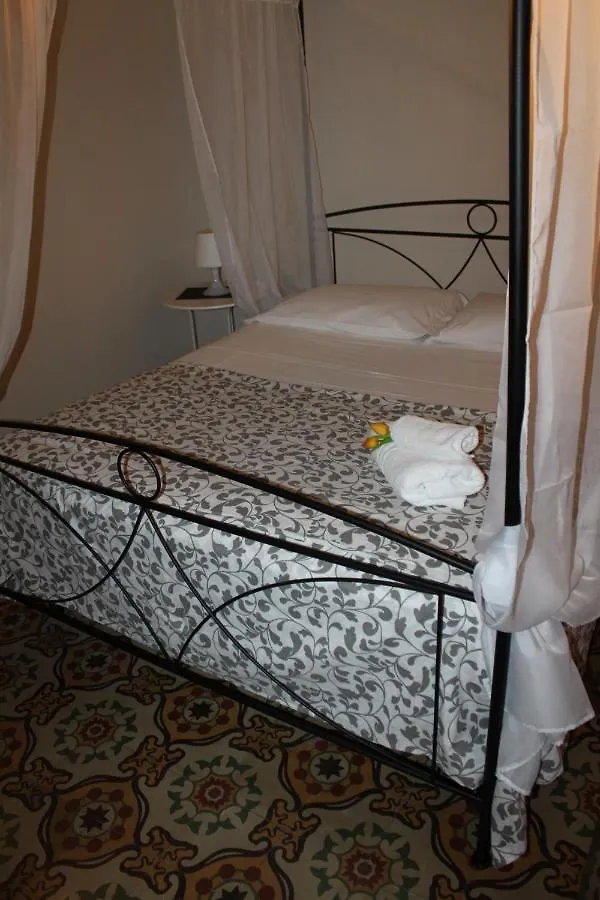 Couette-café Bed and Breakfast I 2 Puttini à Catane